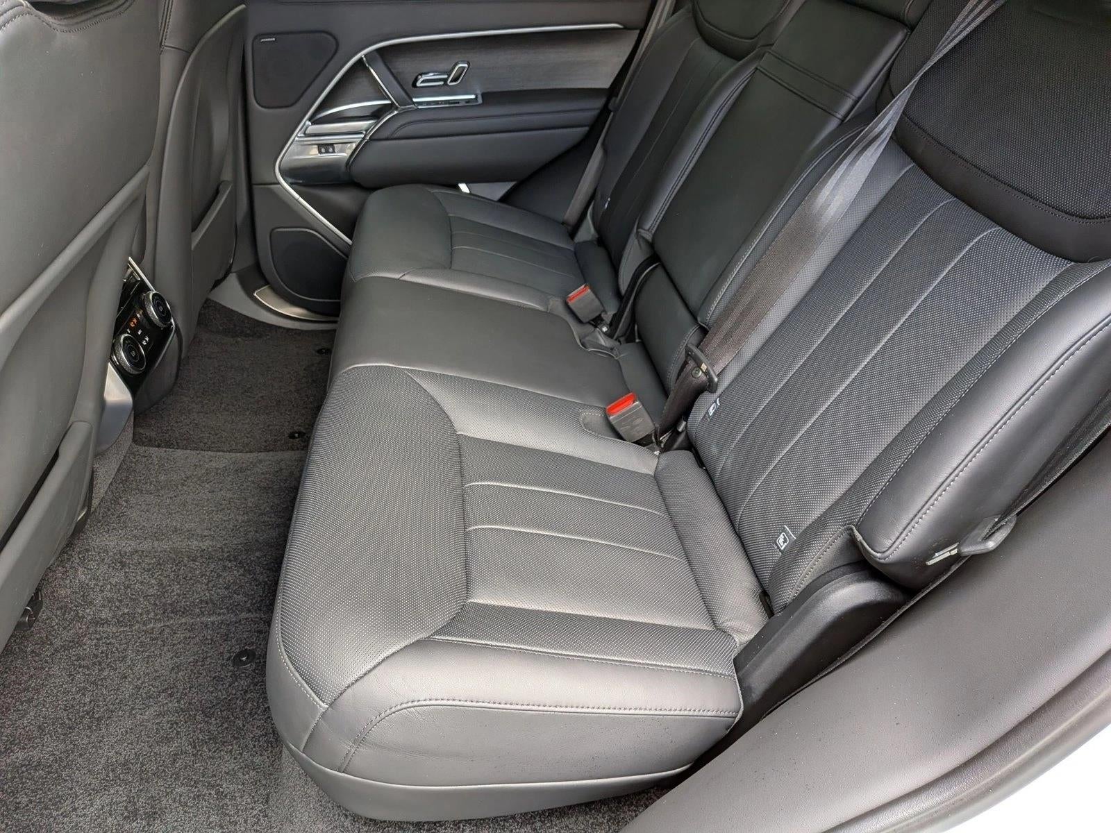 2023 Land Rover Range Rover P530 SE SWB