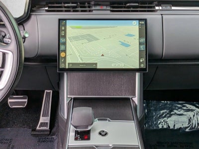 2025 Land Rover Range Rover P530 SE SWB