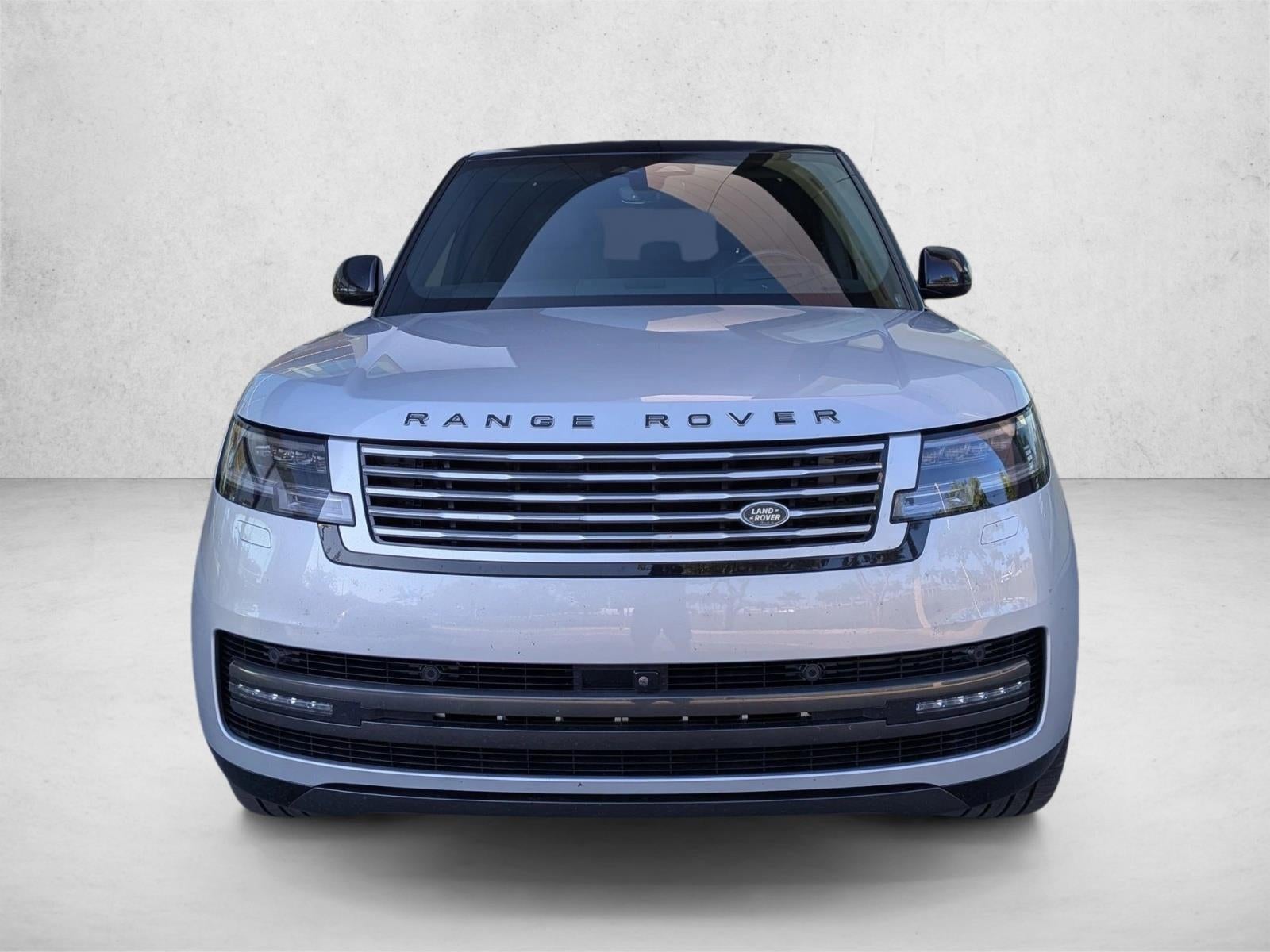 2025 Land Rover Range Rover P530 SE SWB