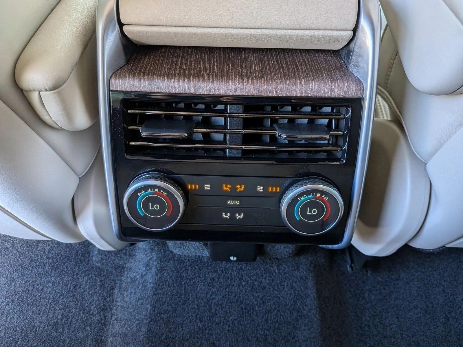 2024 Land Rover Range Rover P530 SE SWB