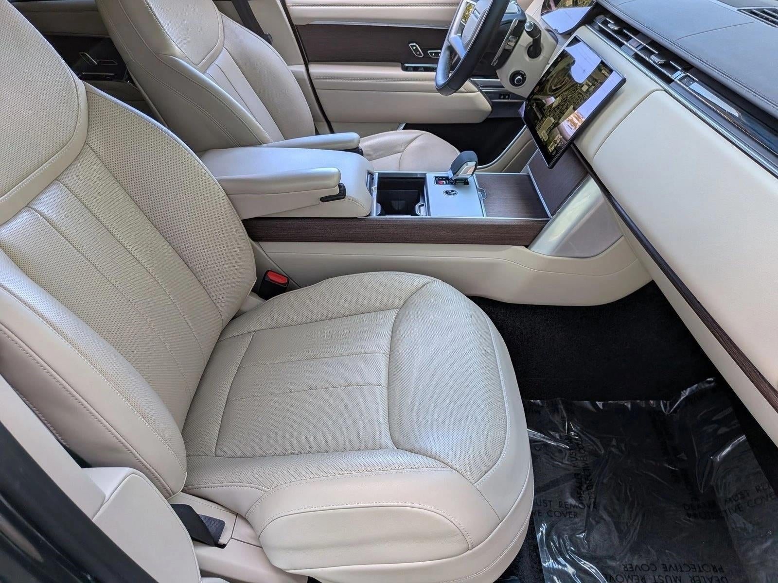 2024 Land Rover Range Rover P530 SE SWB