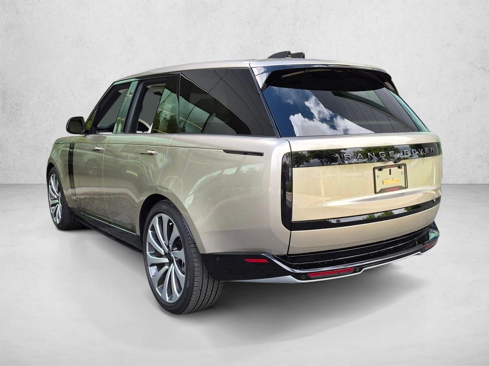 2026 Land Rover Range Rover P530 SE SWB