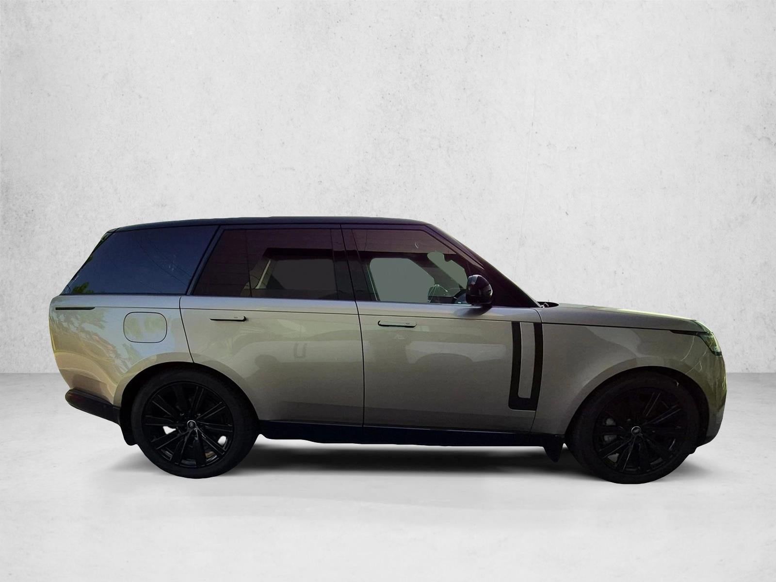 2025 Land Rover Range Rover P550e SE SWB
