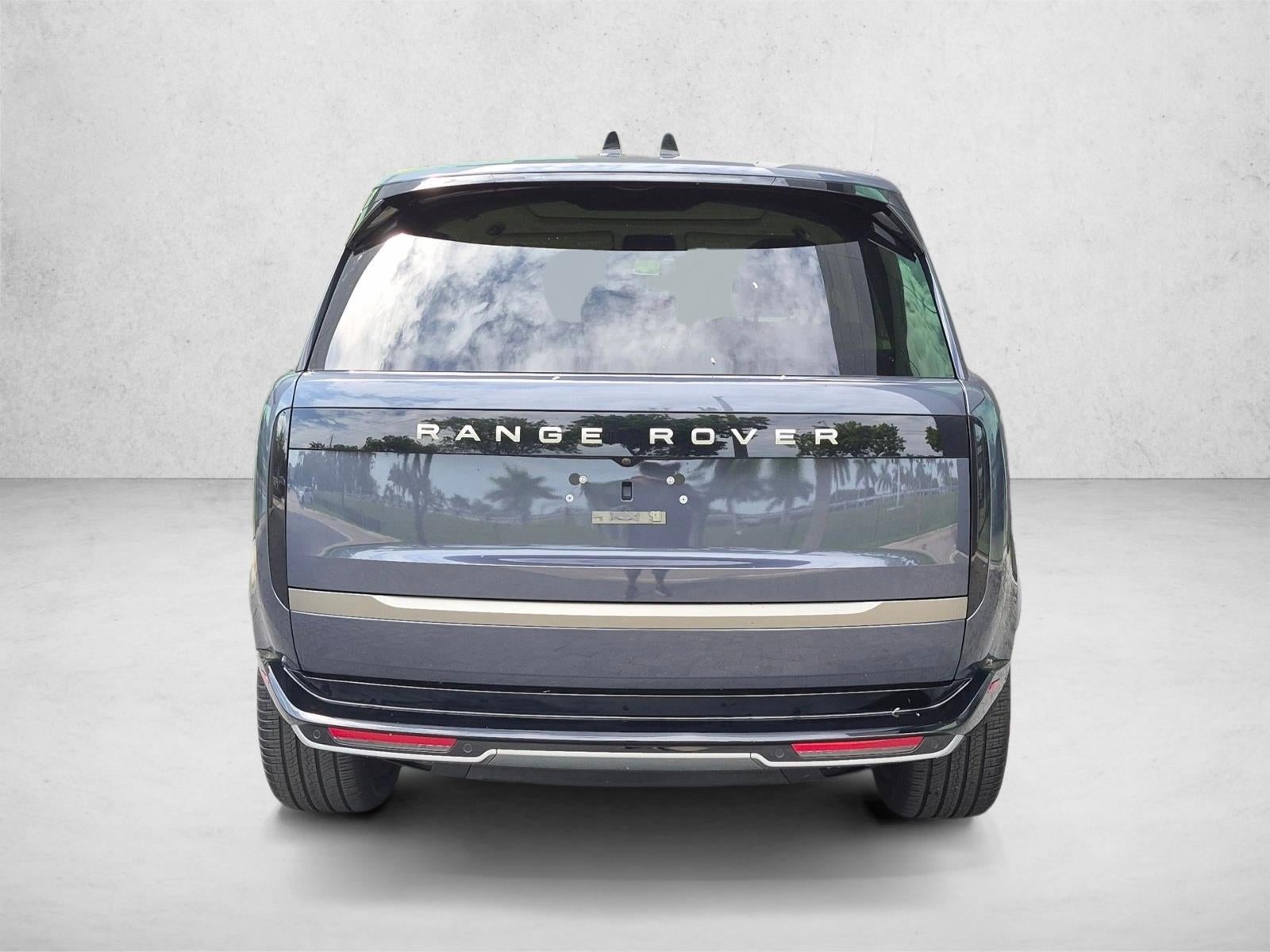 2024 Land Rover Range Rover P400 SE SWB
