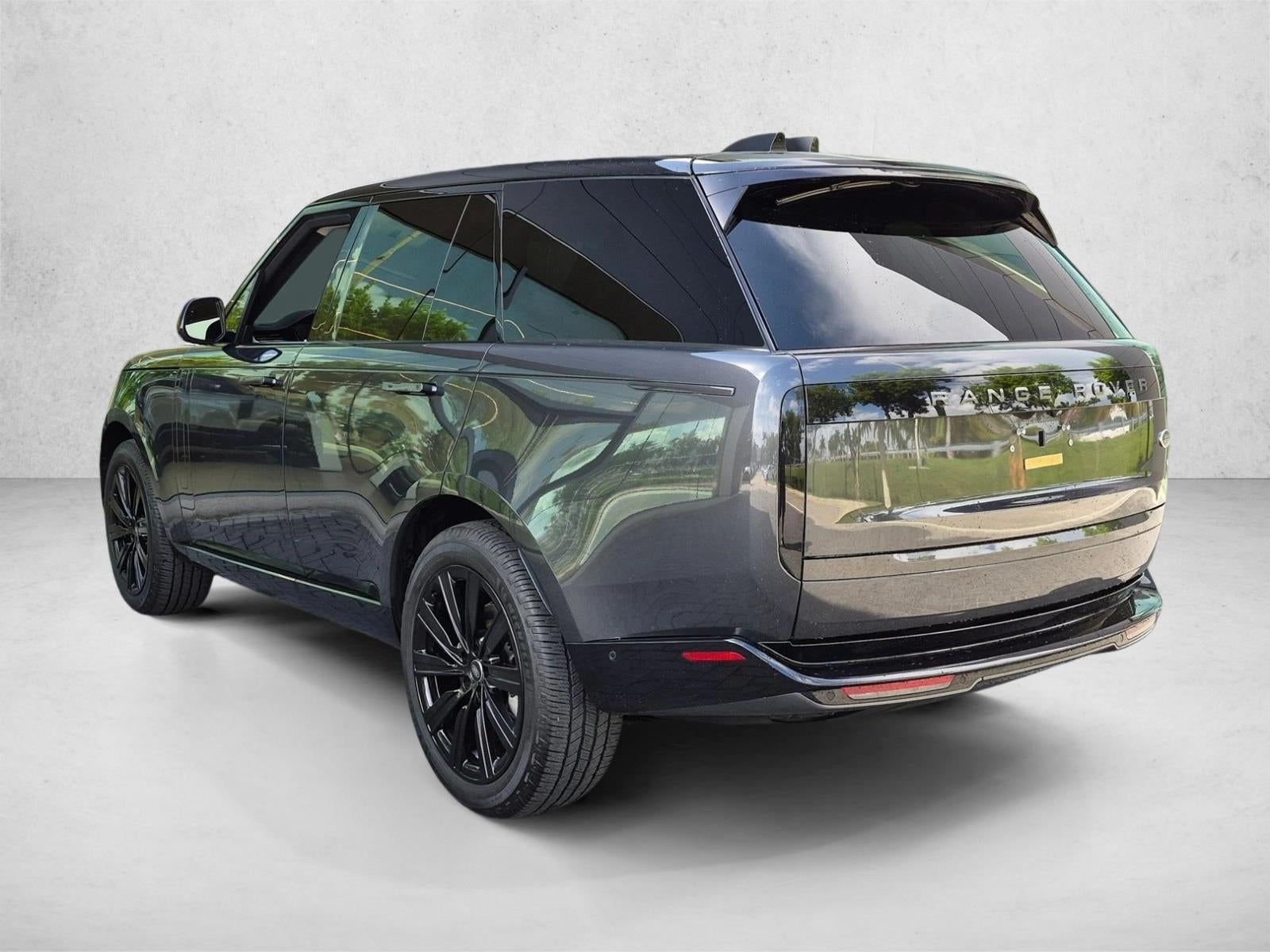 2023 Land Rover Range Rover P400 SE SWB