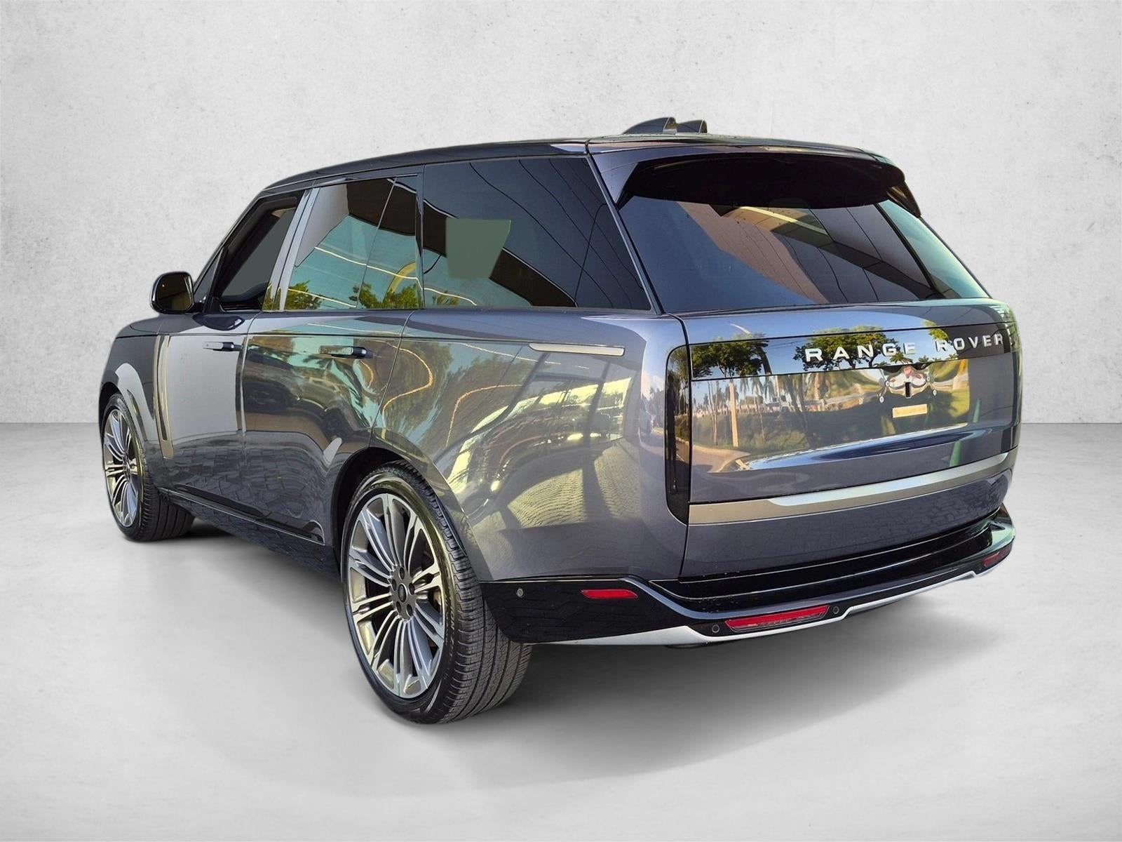 2024 Land Rover Range Rover P400 SE SWB
