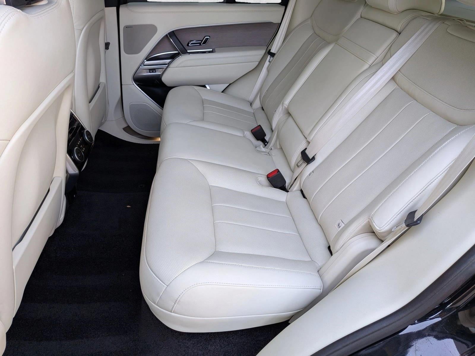 2023 Land Rover Range Rover P400 SE SWB