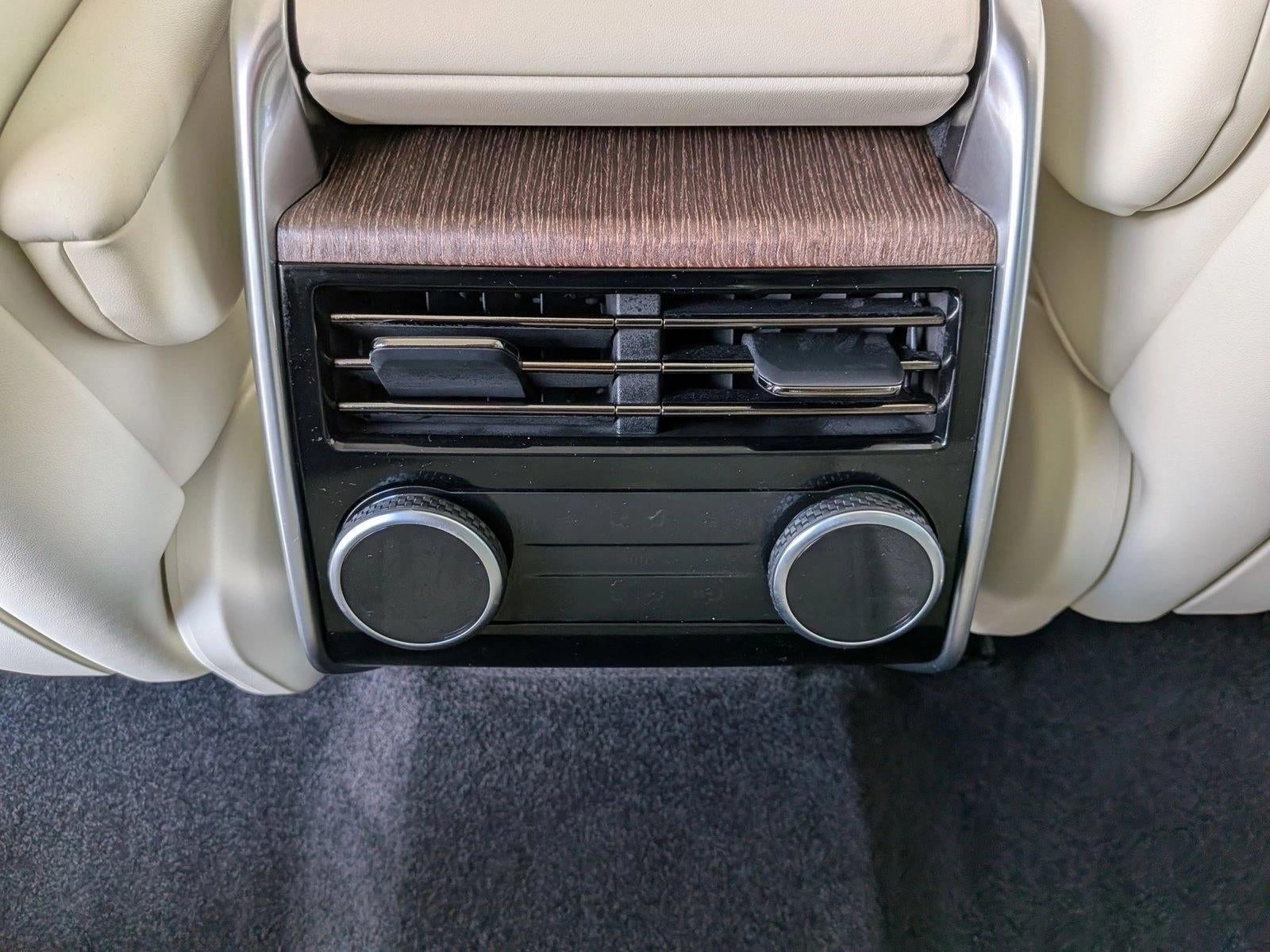 2023 Land Rover Range Rover P400 SE SWB