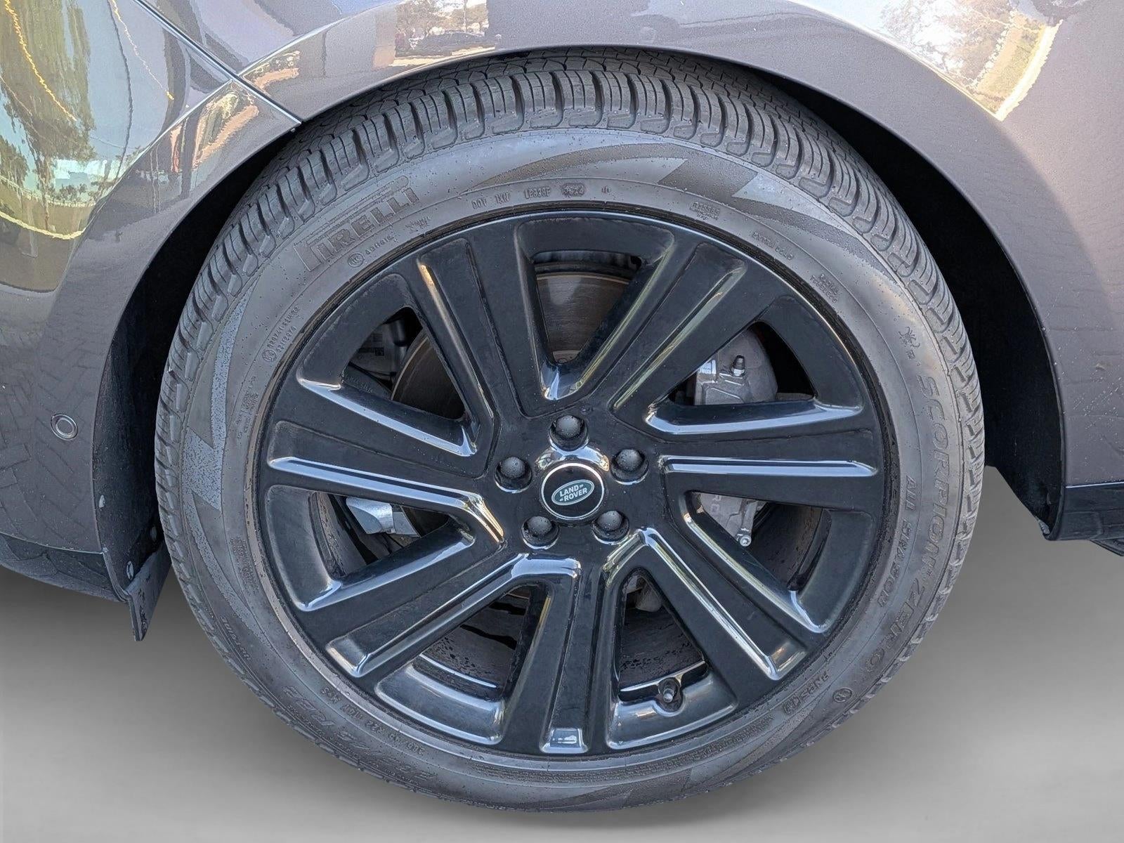 2022 Land Rover Range Rover P400 SE SWB