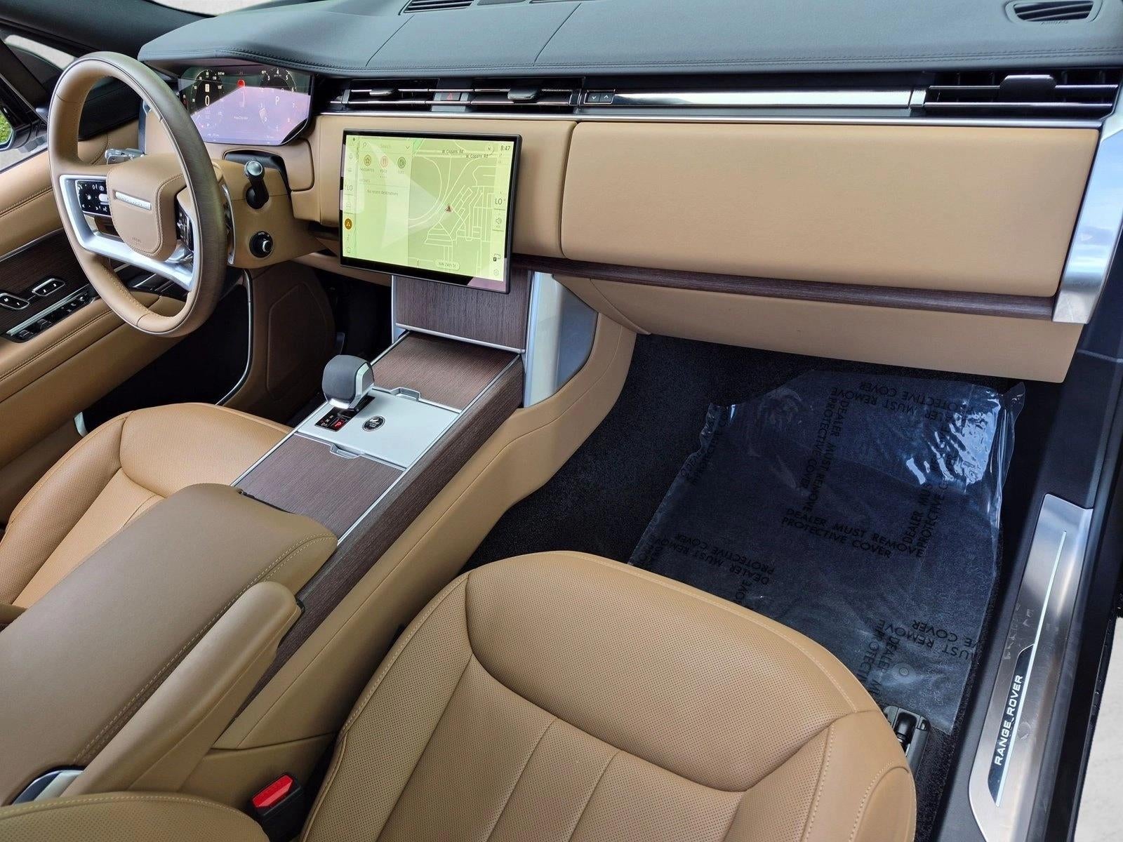2026 Land Rover Range Rover P530 SE LWB 7 Seat