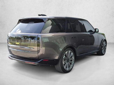 2026 Land Rover Range Rover P530 SE LWB 7 Seat