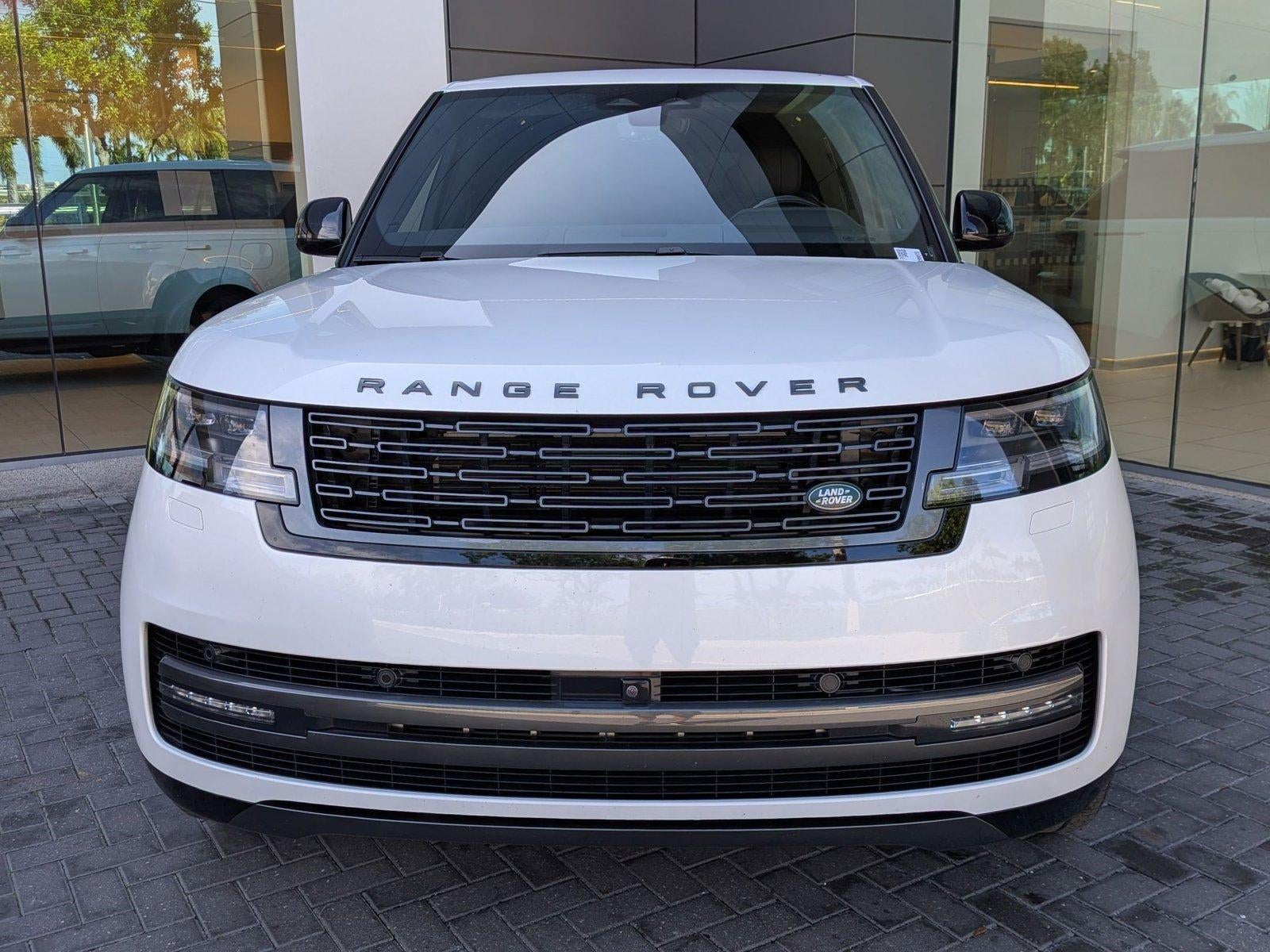 2024 Land Rover Range Rover P530 SE LWB 7 Seat