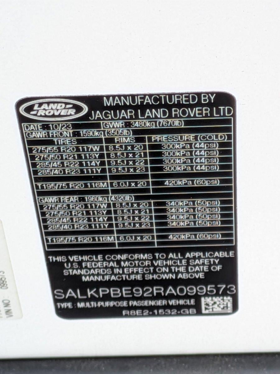 2024 Land Rover Range Rover P530 SE LWB 7 Seat