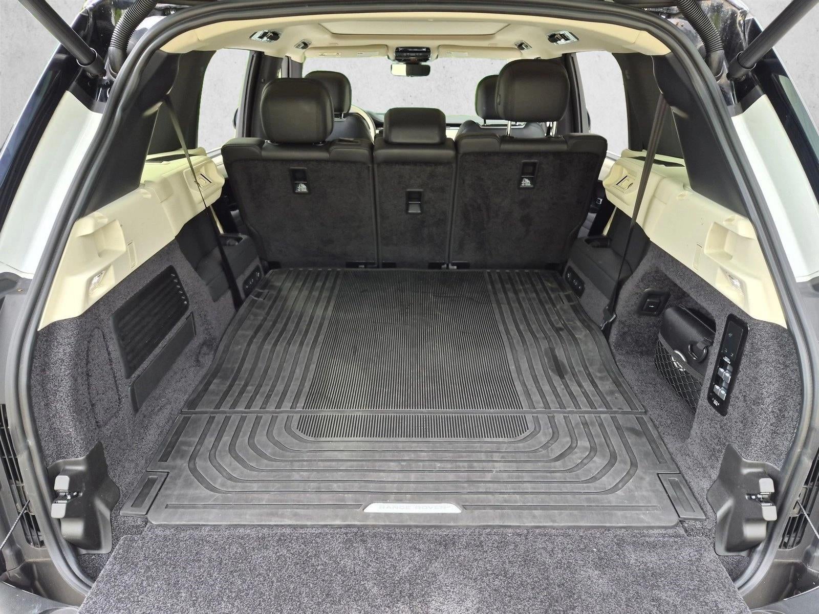 2023 Land Rover Range Rover P400 SE LWB 7 Seat