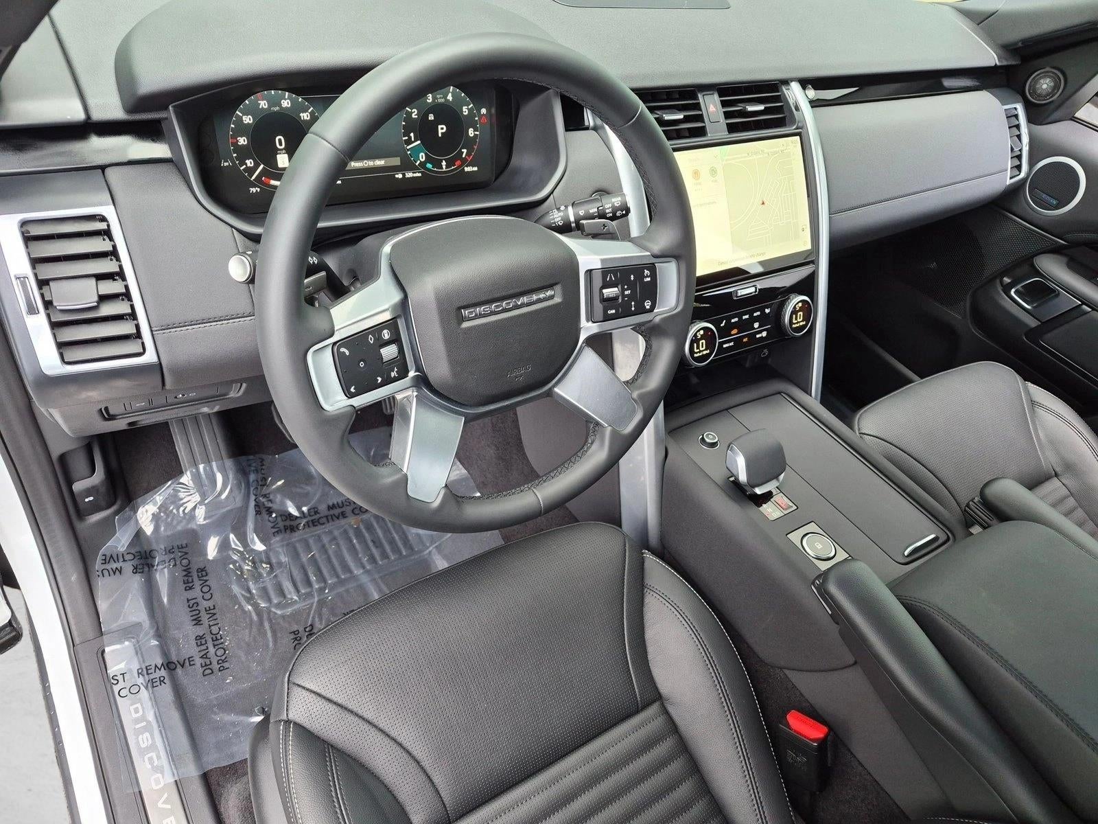 2025 Land Rover Discovery P300 S