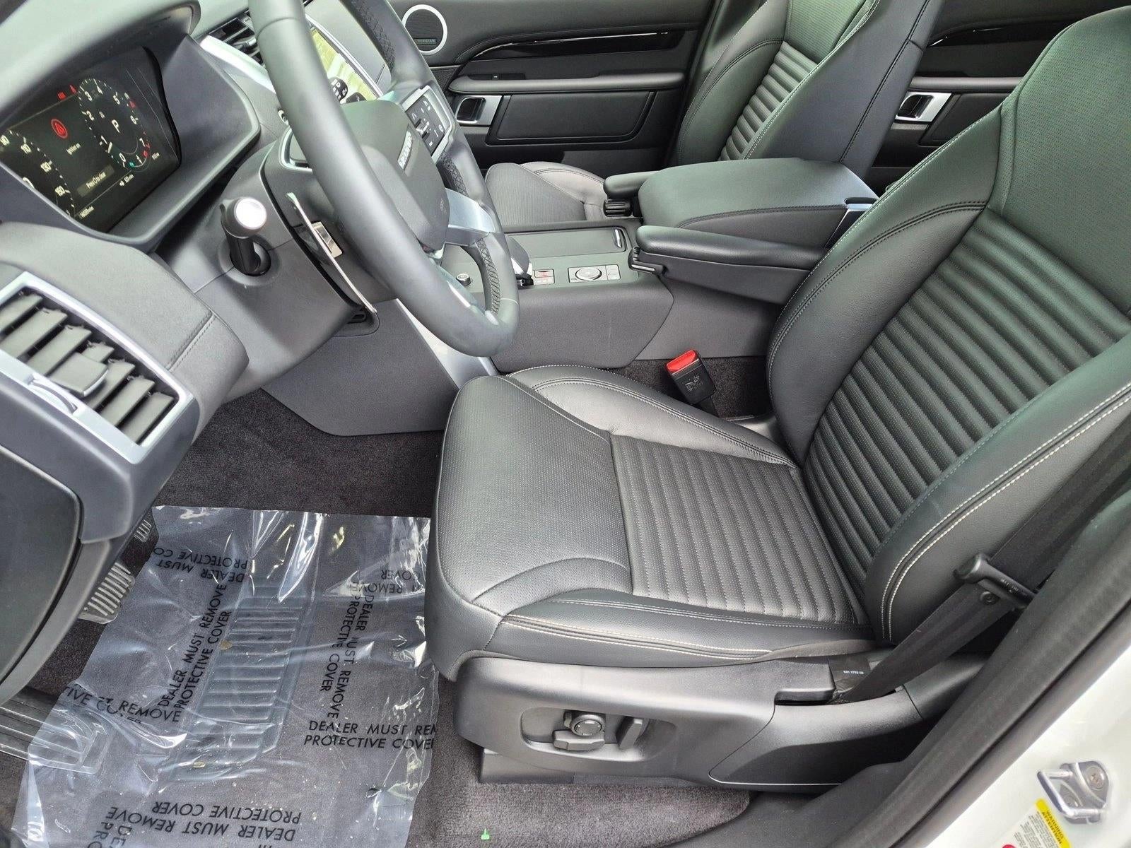 2025 Land Rover Discovery P300 S