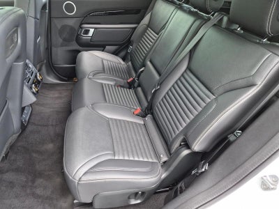 2025 Land Rover Discovery P300 S