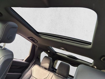 2025 Land Rover Discovery P300 S