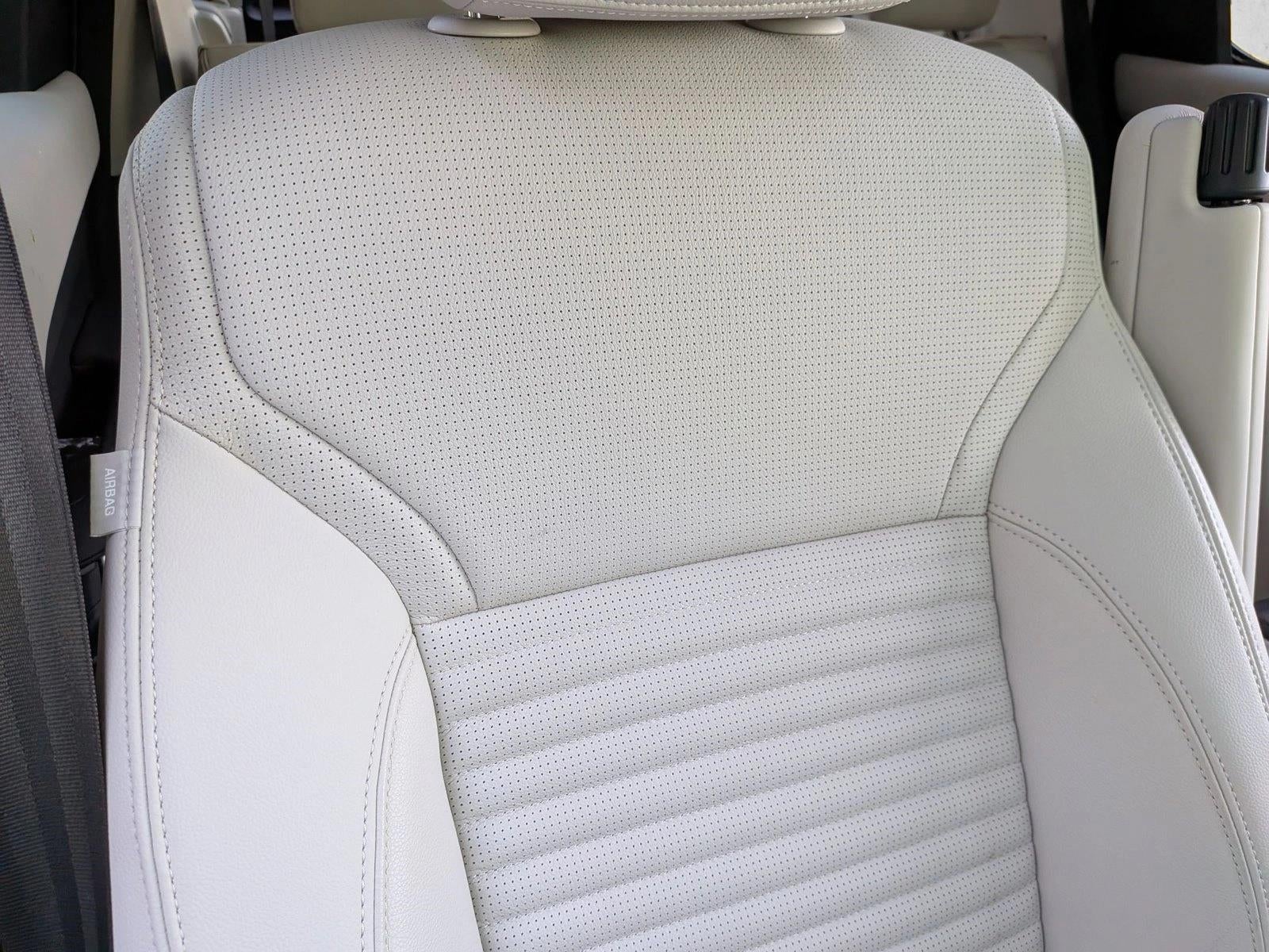 2025 Land Rover Discovery P360 Dynamic SE