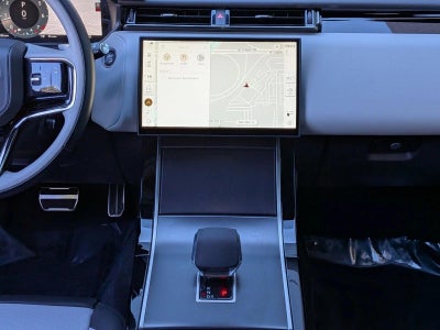 2026 Land Rover Range Rover Velar P250 Dynamic SE *Ltd Avail*