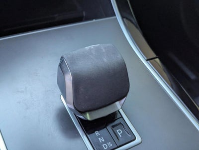2025 Land Rover Range Rover Velar P250 Dynamic SE