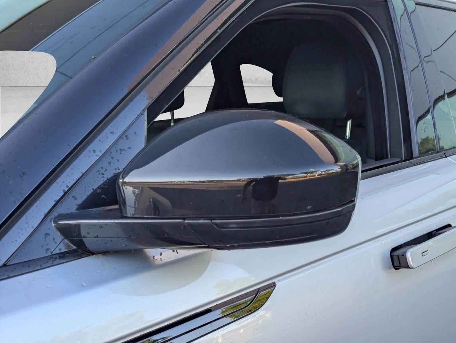 2025 Land Rover Range Rover Velar P250 Dynamic SE