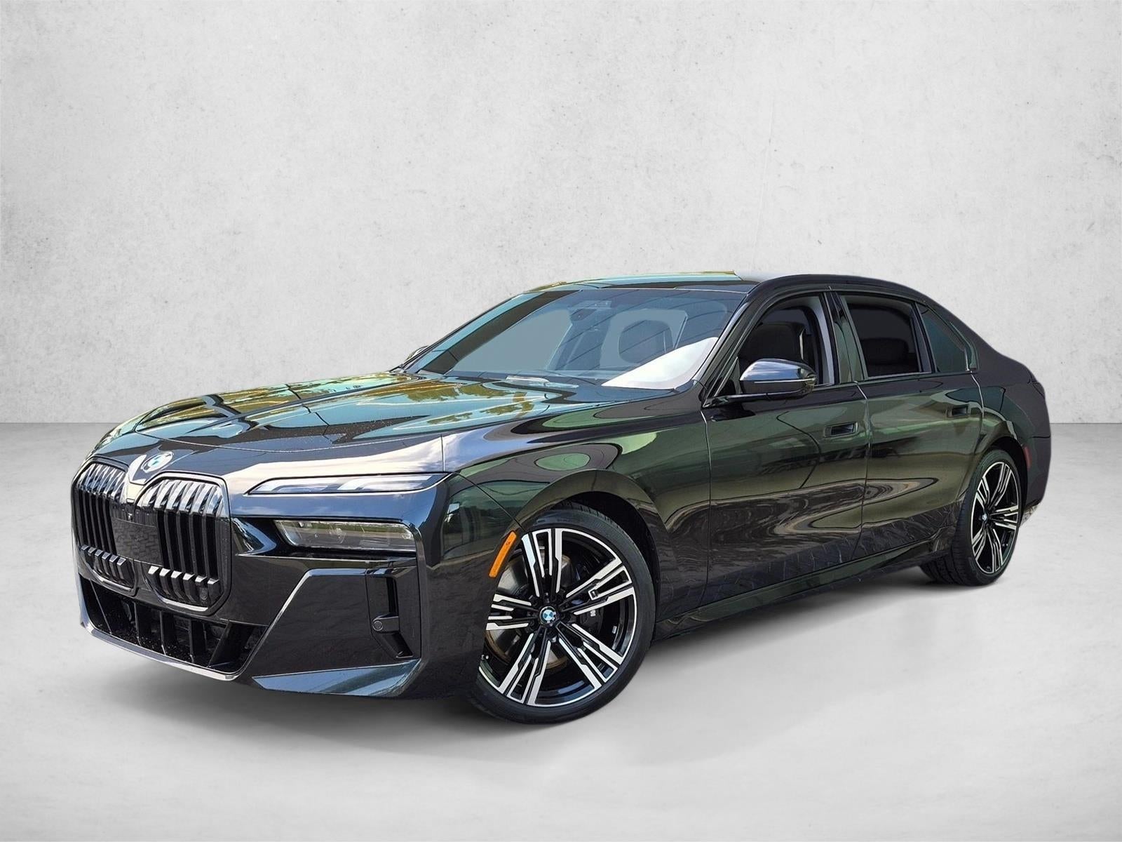 2023 BMW 760i xDrive Sedan