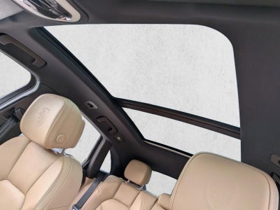 2023 Porsche Macan AWD