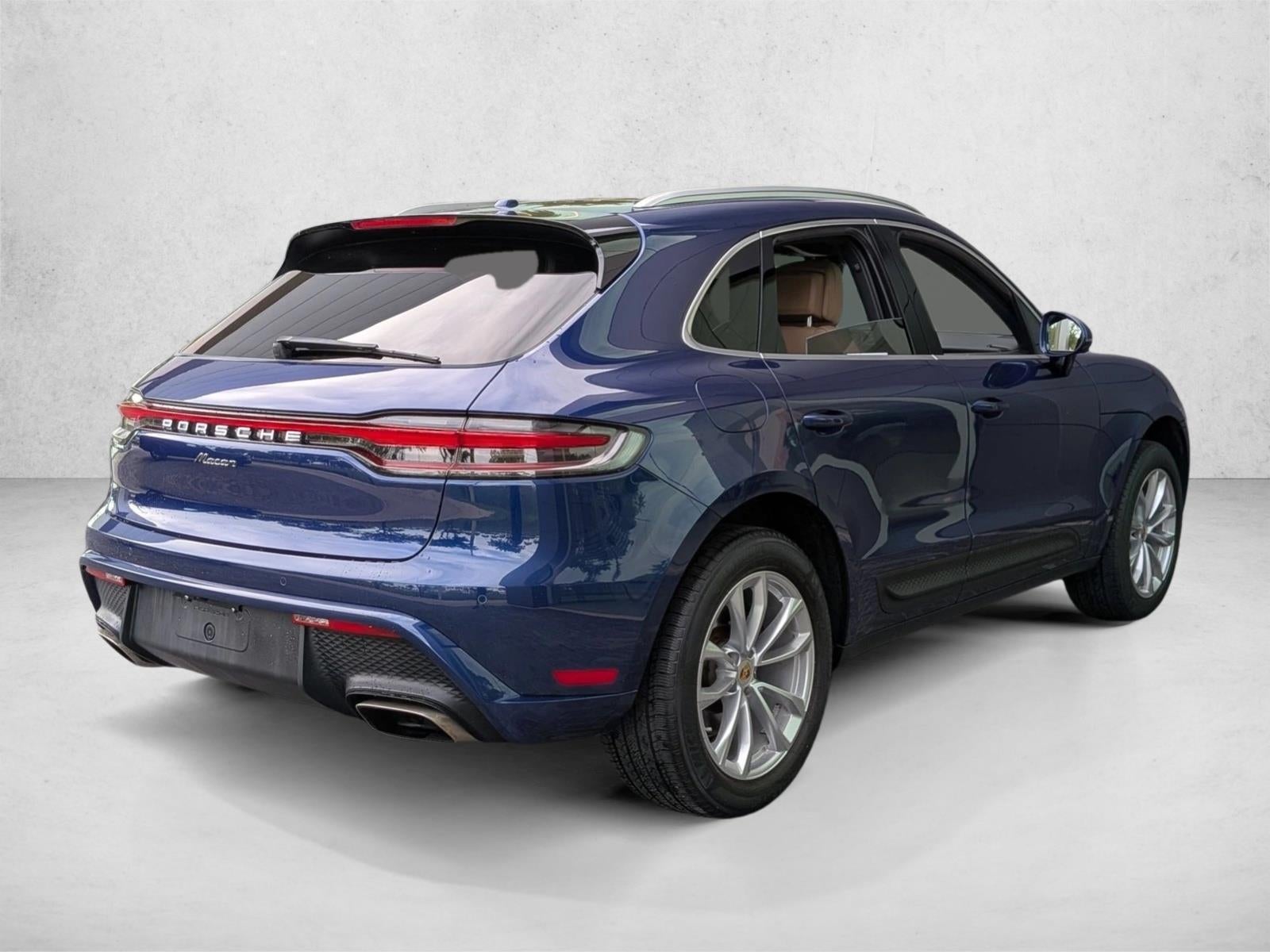 2023 Porsche Macan AWD