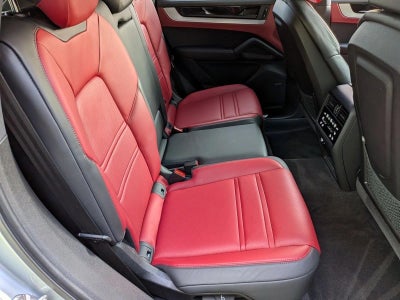 2024 Porsche Cayenne AWD