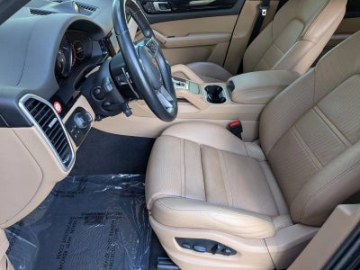 2023 Porsche Cayenne Platinum Edition AWD