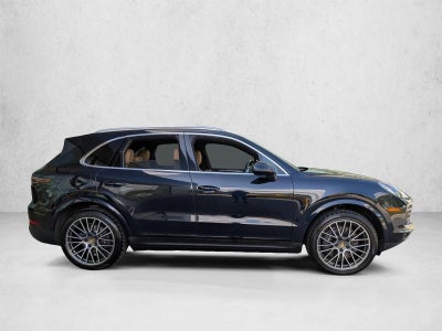 2023 Porsche Cayenne Platinum Edition AWD