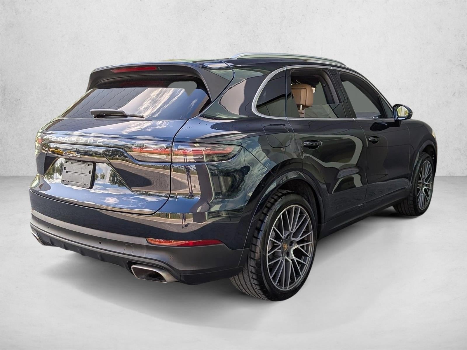 2023 Porsche Cayenne Platinum Edition AWD