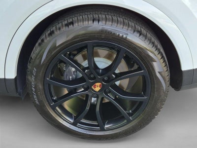 2026 Porsche Cayenne AWD