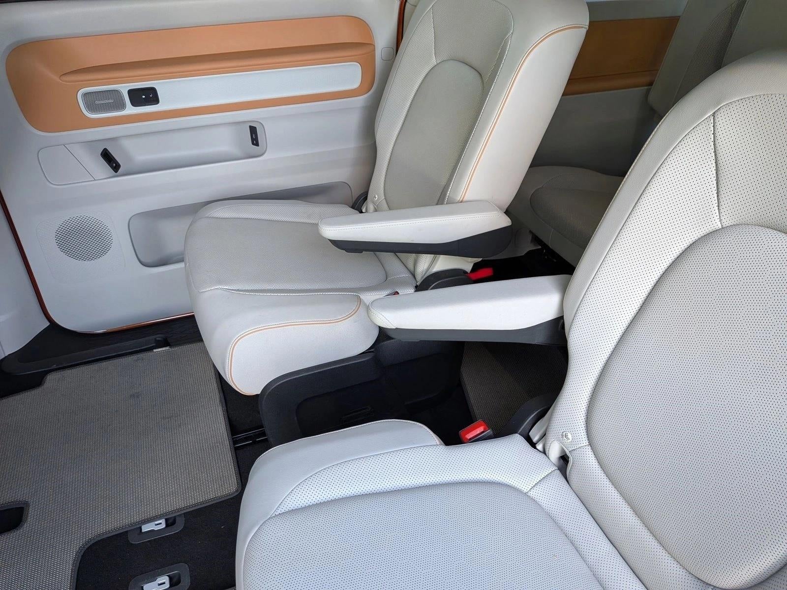 2025 Volkswagen ID. Buzz 1st Edition 4MOTION w/Two-Tone
