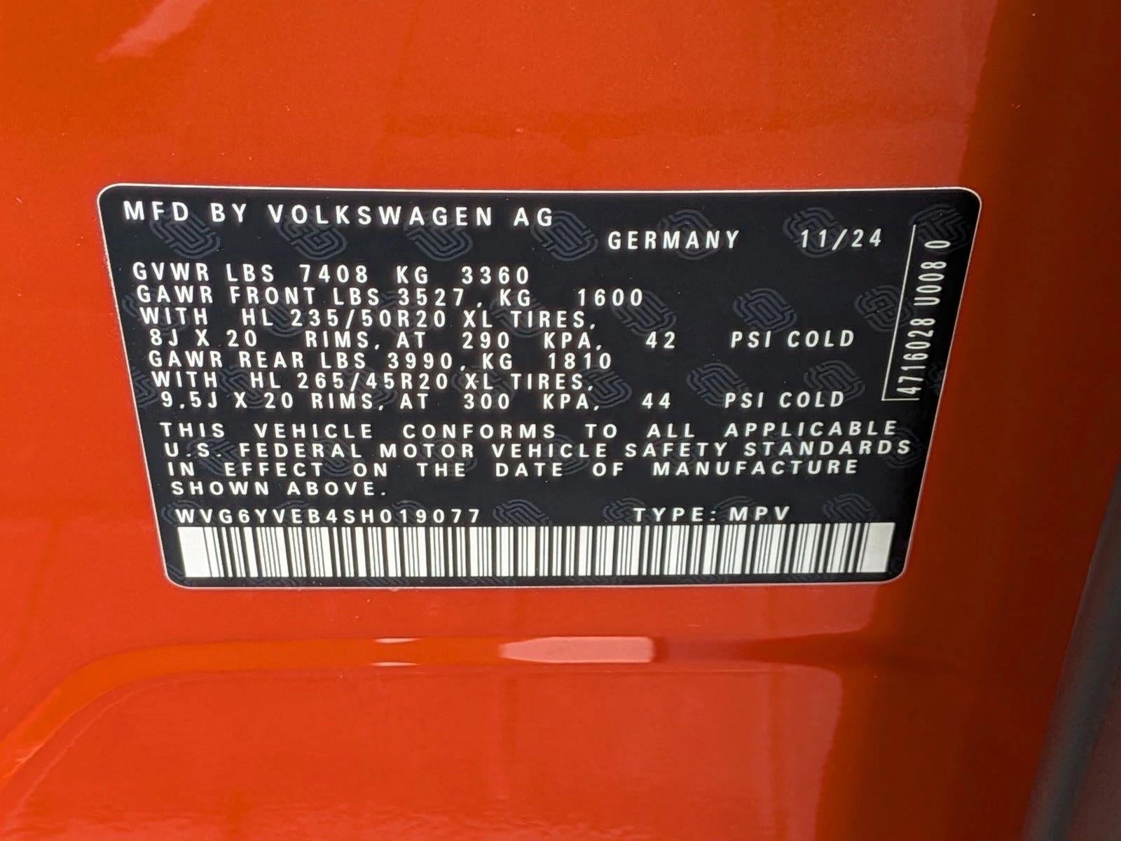 2025 Volkswagen ID. Buzz 1st Edition 4MOTION w/Two-Tone