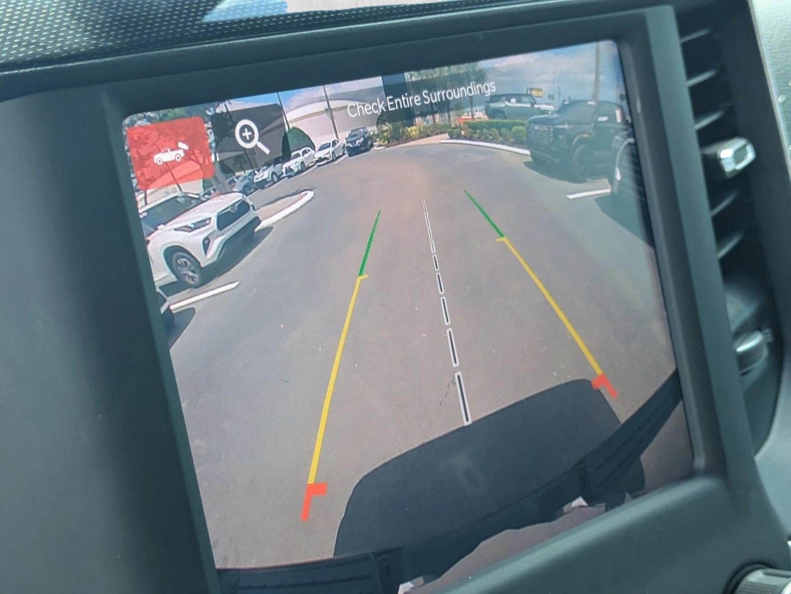 2022 RAM 1500 Laramie 4x4 Crew Cab 5'7" Box