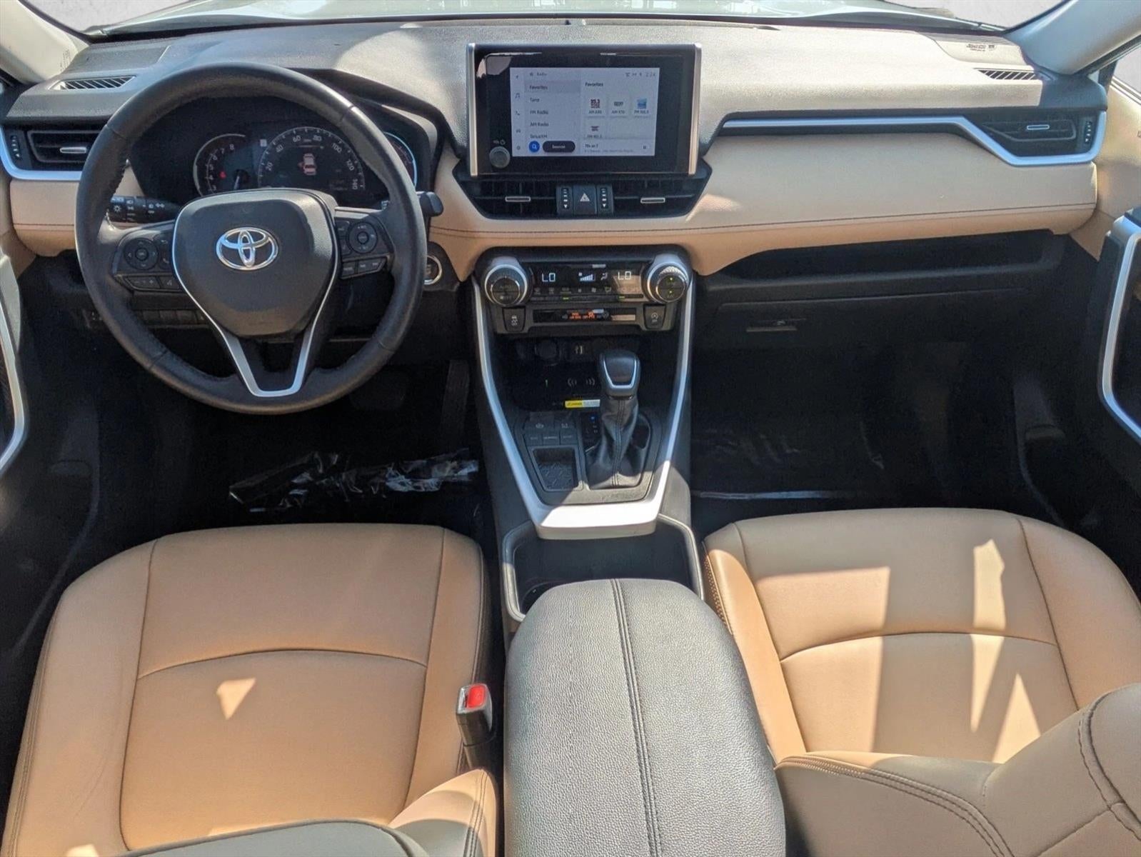 2023 Toyota RAV4 XLE Premium FWD (Natl)