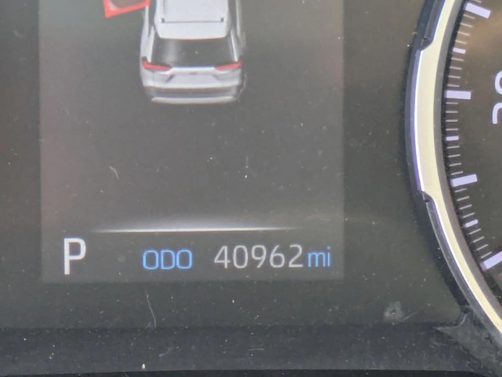 2019 Toyota RAV4 XLE Premium FWD (Natl)