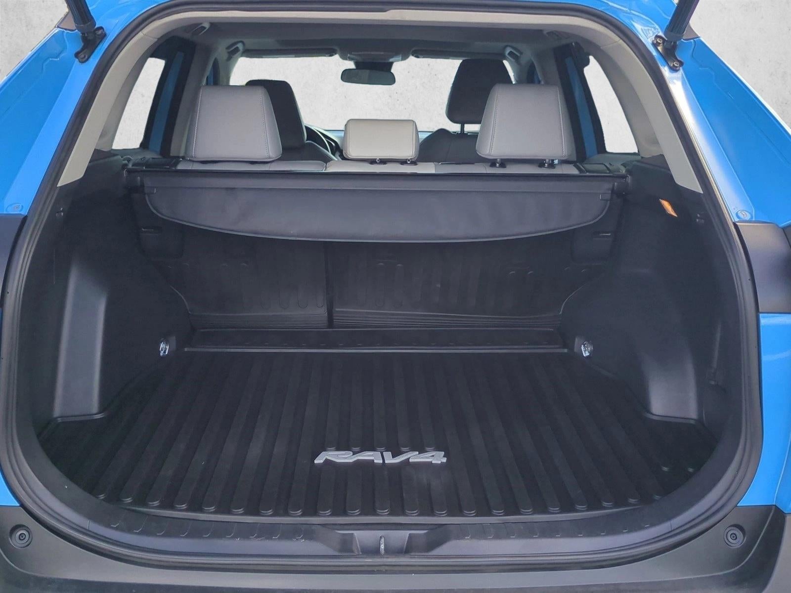 2019 Toyota RAV4 XLE Premium FWD (Natl)