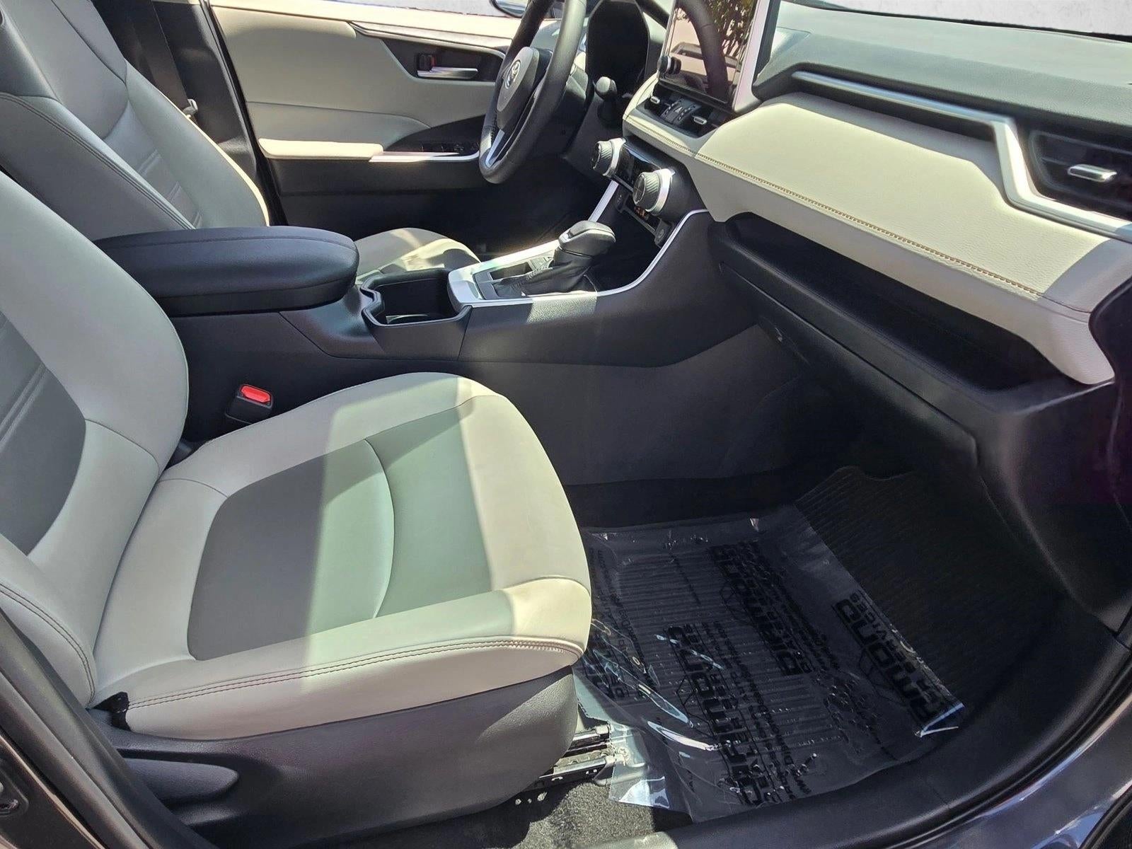 2024 Toyota RAV4 XLE Premium FWD (Natl)