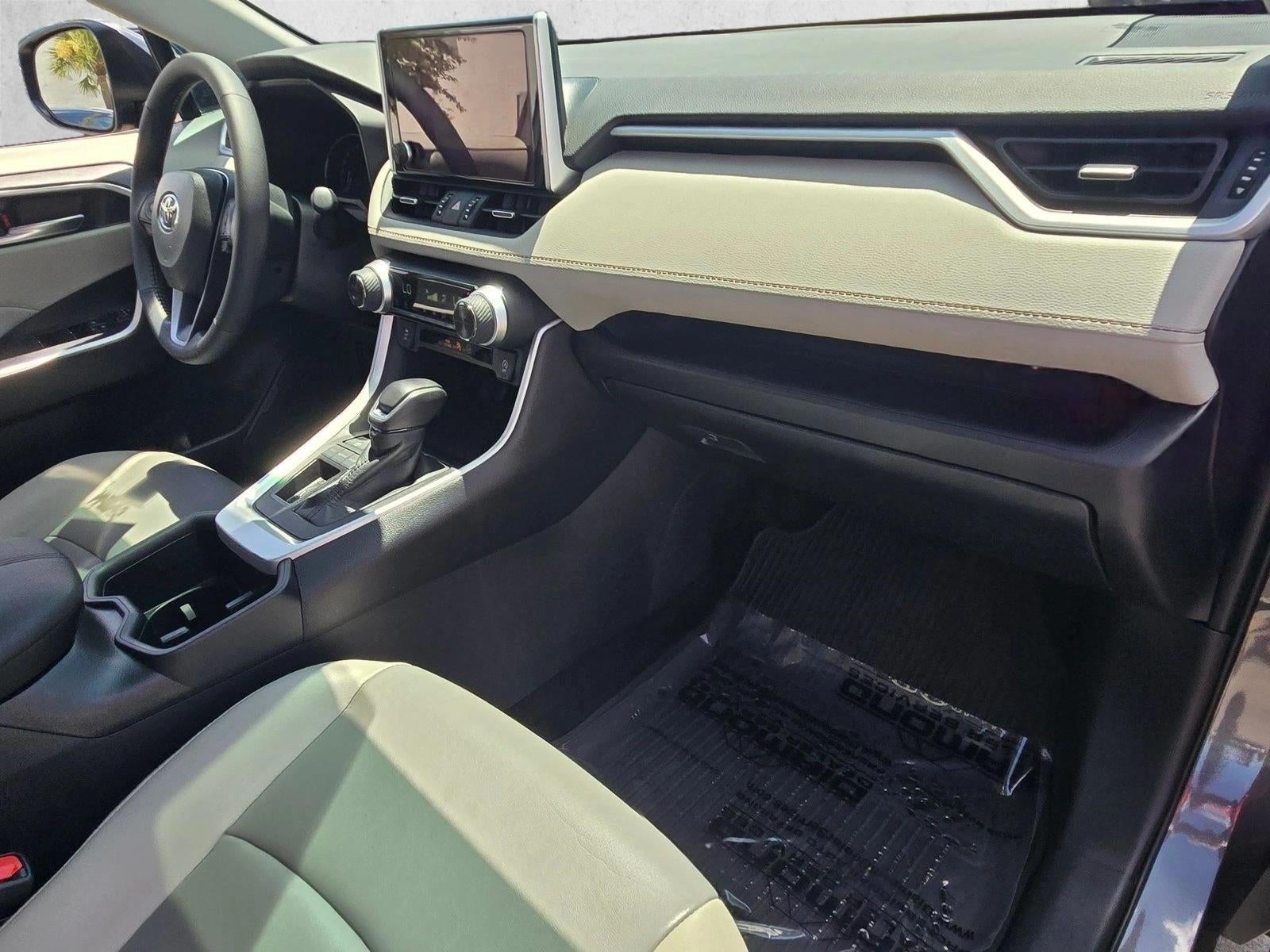 2024 Toyota RAV4 XLE Premium FWD (Natl)