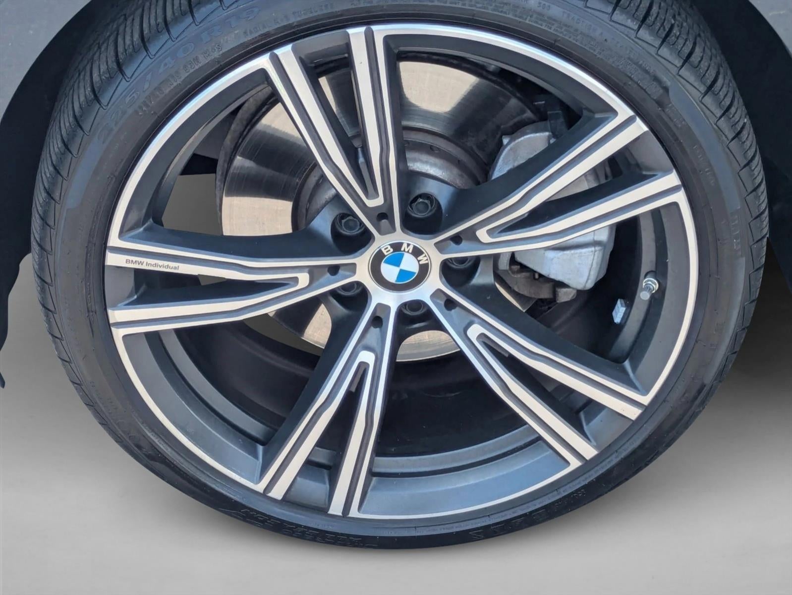 2024 BMW 330i Sedan
