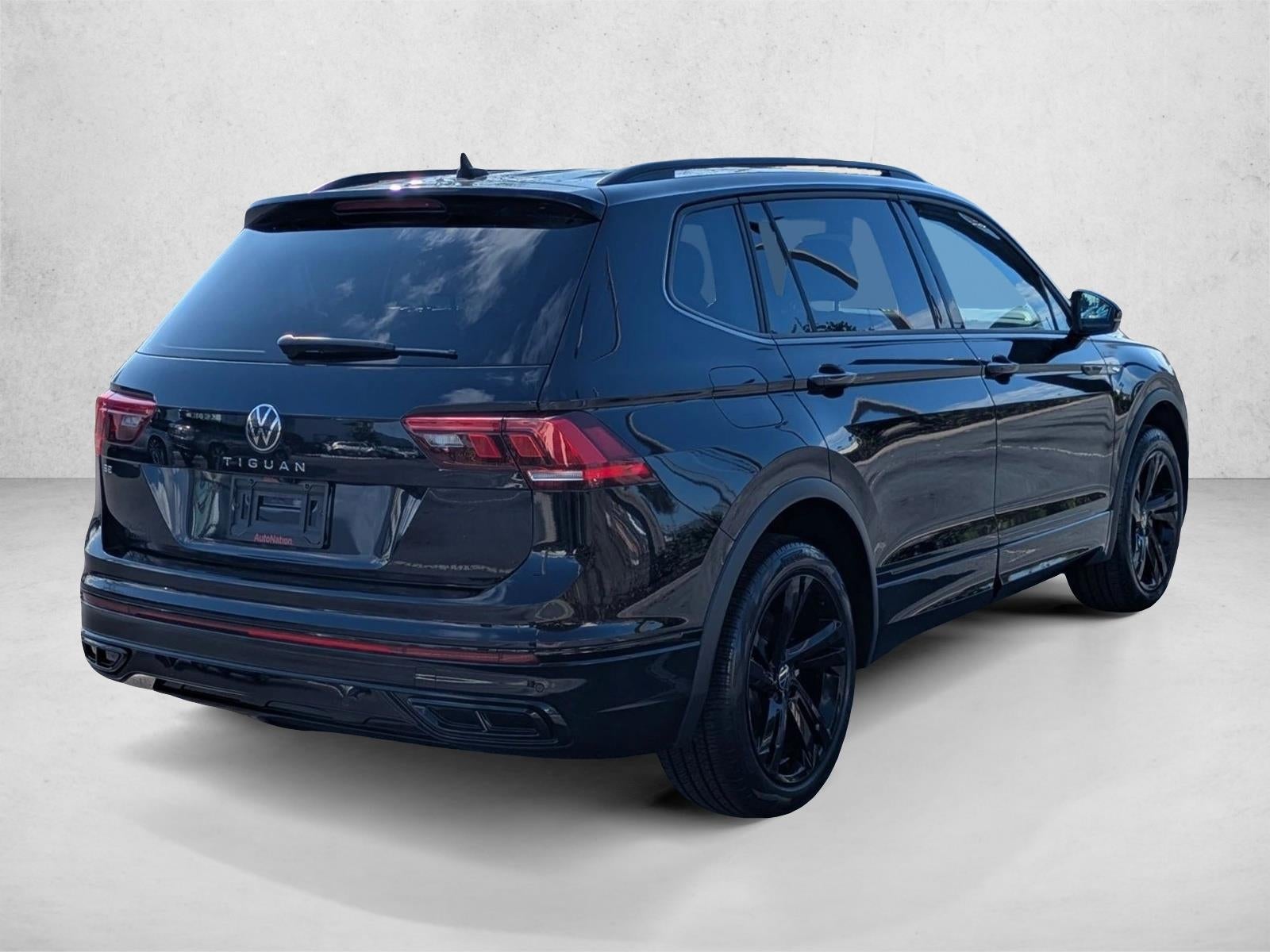 2023 Volkswagen Tiguan 2.0T SE R-Line Black FWD