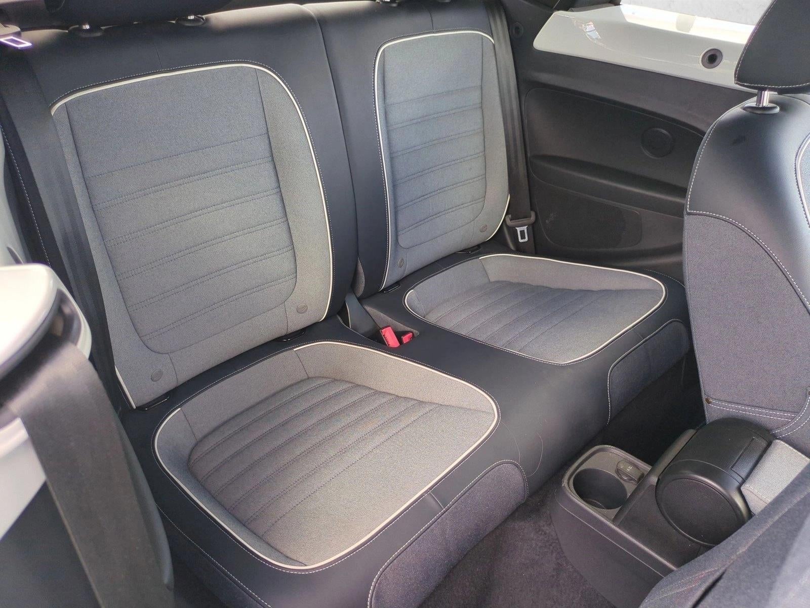 2016 Volkswagen Beetle Convertible 2dr Auto 1.8T Denim PZEV