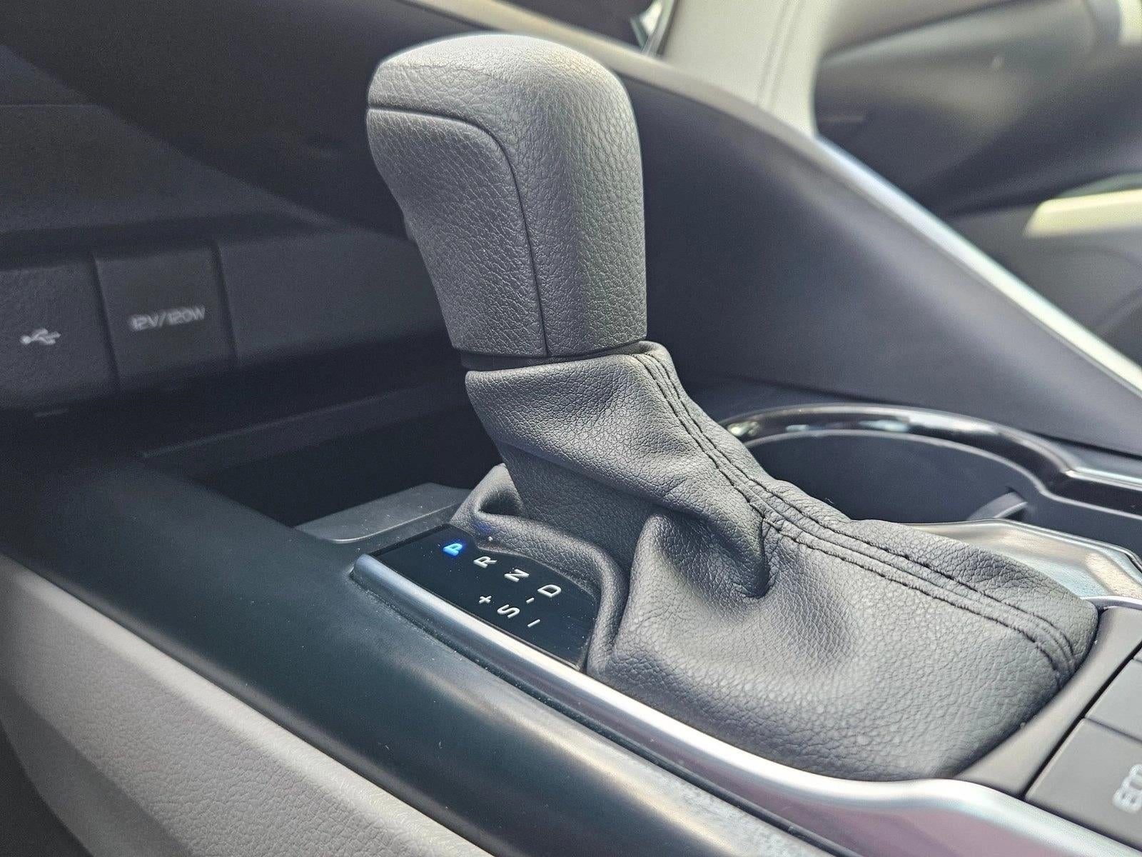 2020 Toyota Camry Hybrid LE CVT (Natl)