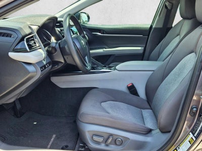 2020 Toyota Camry Hybrid LE CVT (Natl)