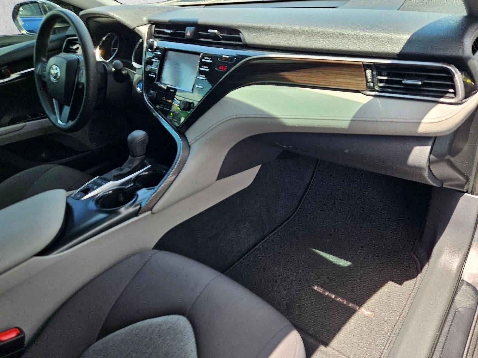 2020 Toyota Camry Hybrid LE CVT (Natl)