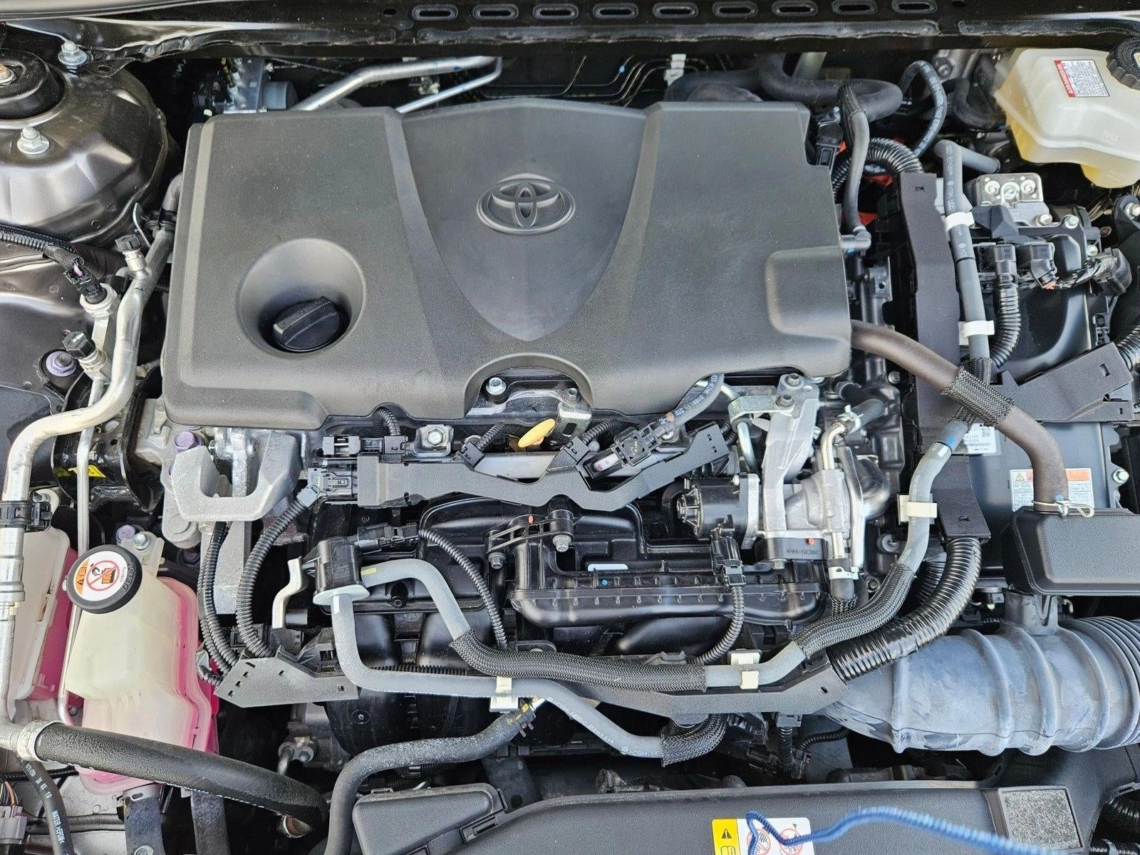 2020 Toyota Camry Hybrid LE CVT (Natl)