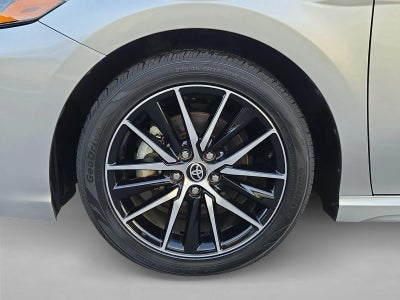 2023 Toyota Camry SE Auto (SE)